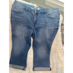 Make an Offer - Lane Bryant Mid-Rise Crop Jeans